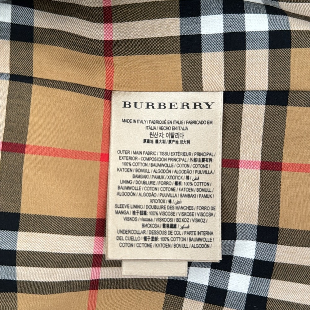 Burberry car coat- worn twice. grey with classic plaid, lightweight cotton - Picture 5 of 8